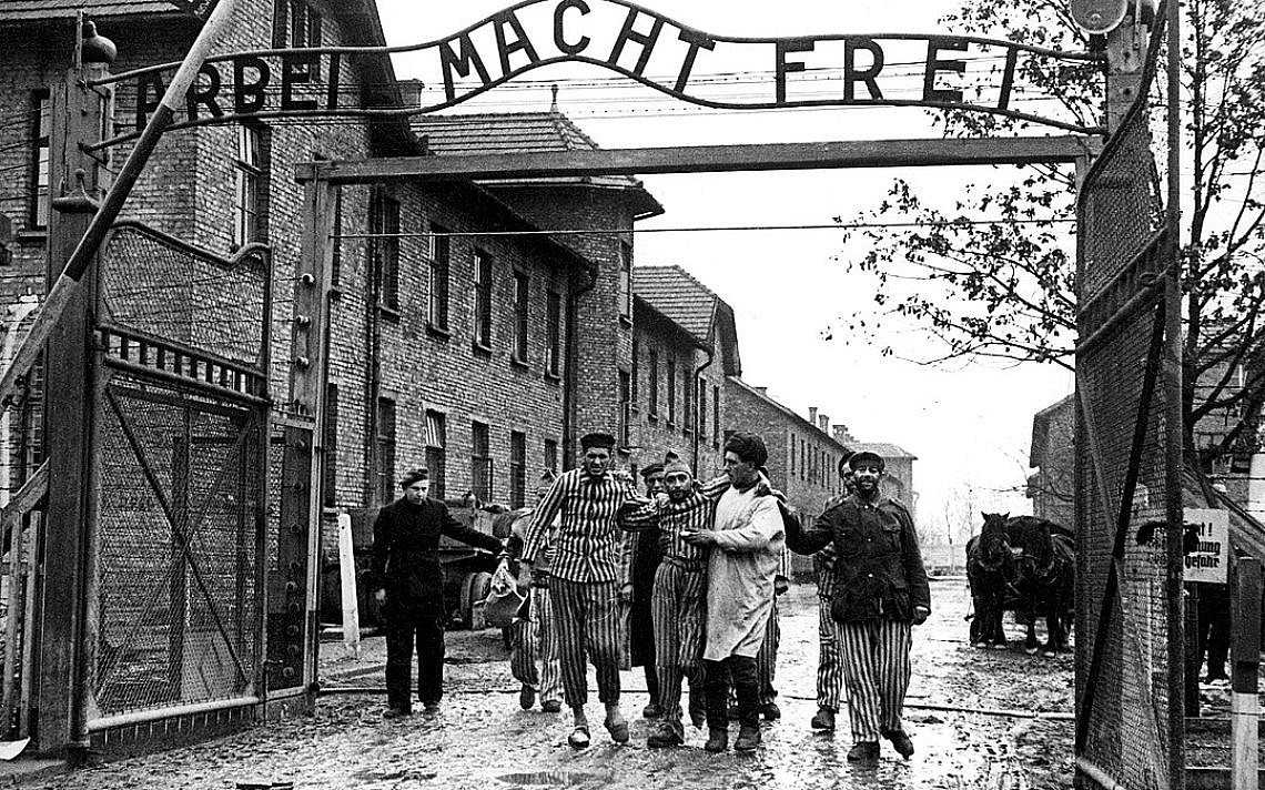 שיחרור אסירים באושוויץ, 27 בינואר, 1945: אפשר לראות בזה תמונת ניצחון