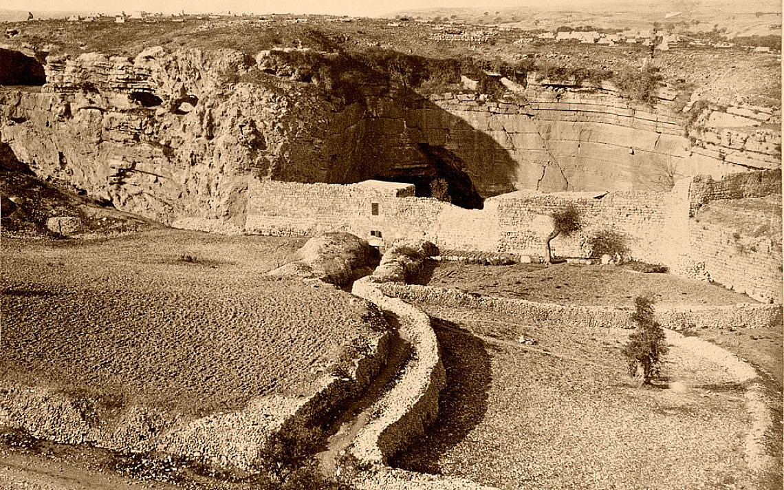 חצר המטרה (קבר ירמיהו הנביא) ליד שער שכם, 1880